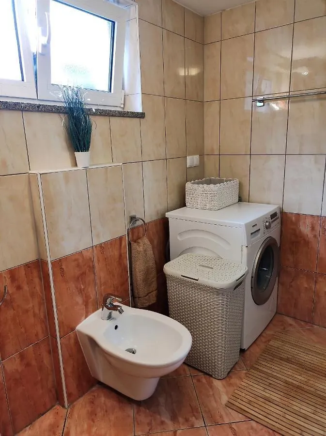 Apartman Emili Malinska 0*,